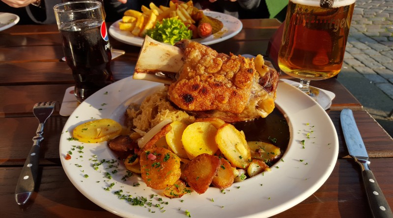 Schweinshaxe