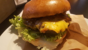 Jacksons The Cheeseburger